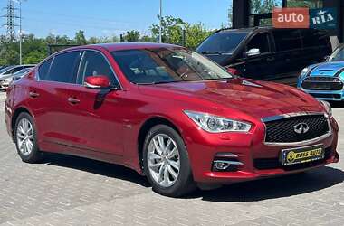 Седан Infiniti Q50 2017 в Чернівцях