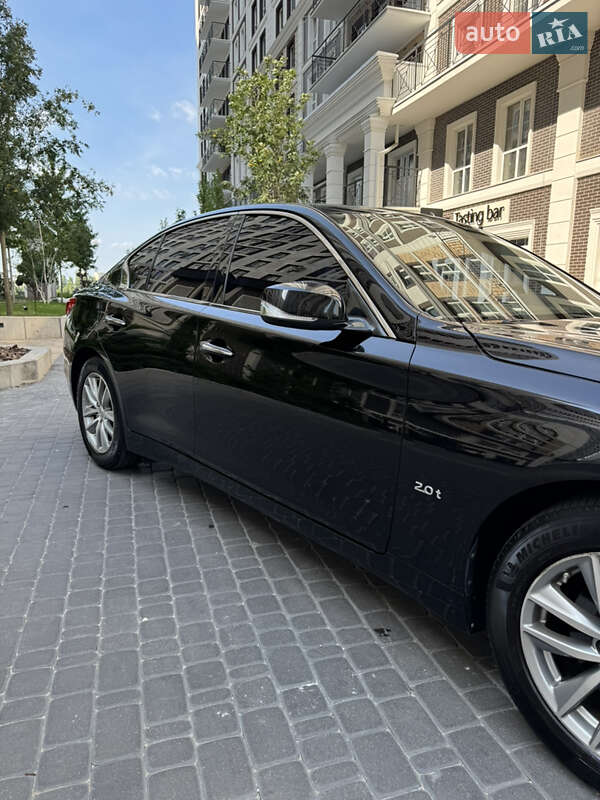 Седан Infiniti Q50 2016 в Києві