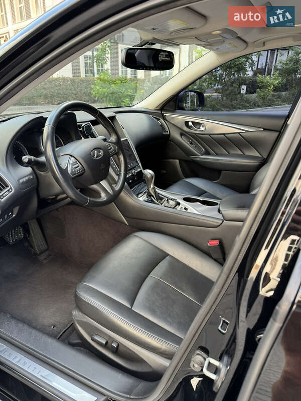 Седан Infiniti Q50 2016 в Києві