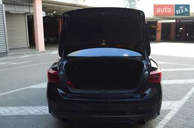 Седан Infiniti Q50 2017 в 