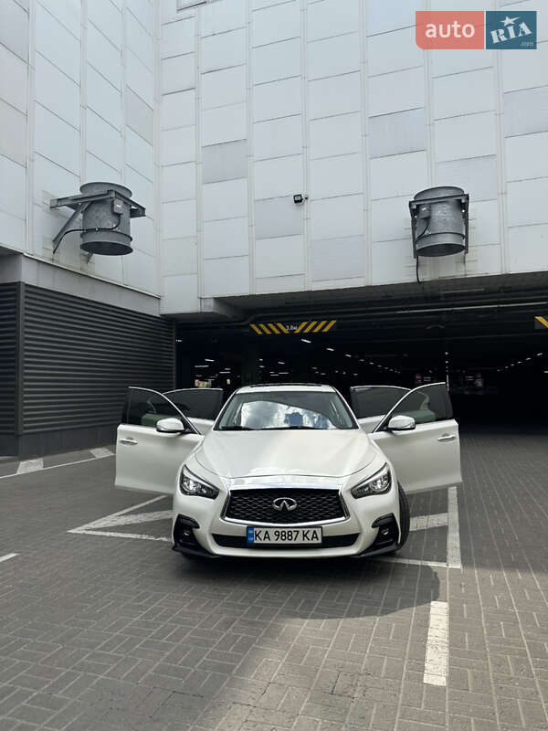 Седан Infiniti Q50 2017 в Києві