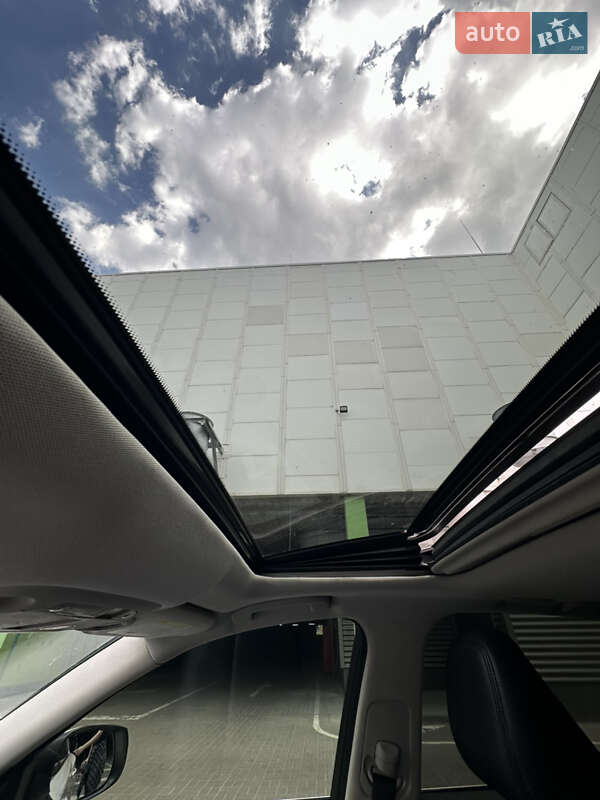 Седан Infiniti Q50 2017 в Києві