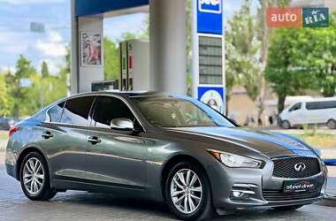 Седан Infiniti Q50 2015 в Николаеве