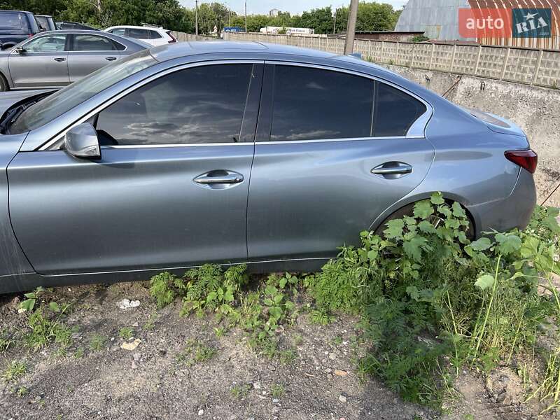 Седан Infiniti Q50 2017 в Киеве