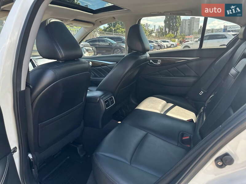 Седан Infiniti Q50 2018 в Харкові