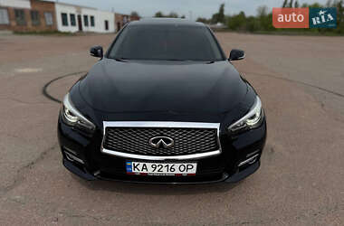 Седан Infiniti Q50 2015 в Києві