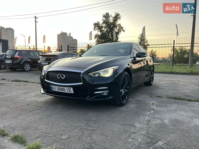 Infiniti Q50 2015