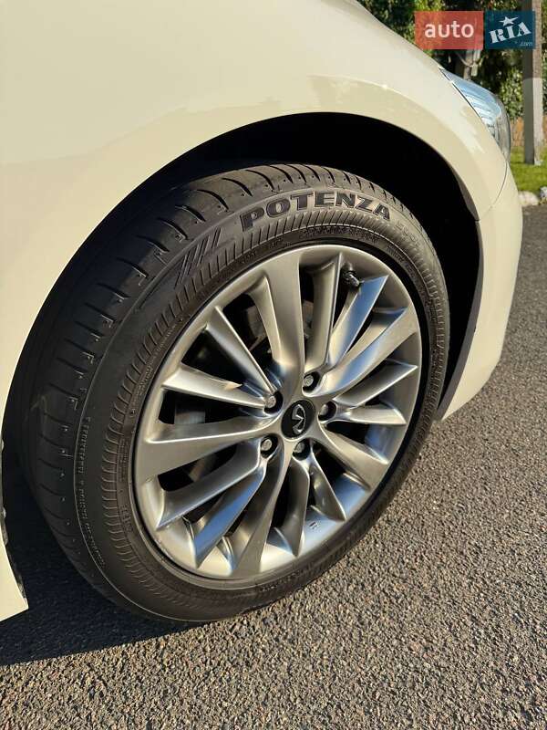 Седан Infiniti Q50 2019 в Києві