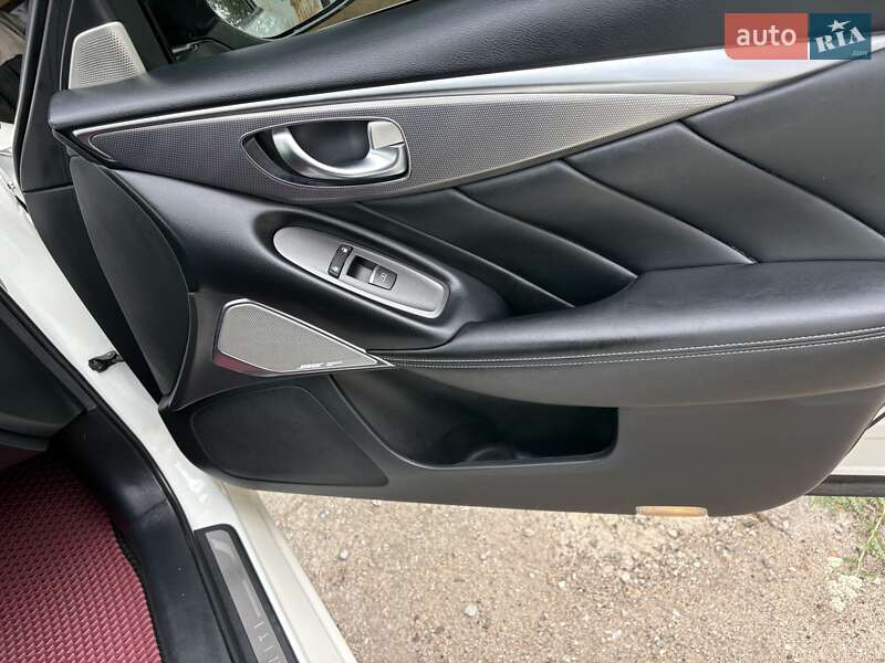 Седан Infiniti Q50 2017 в Кропивницькому