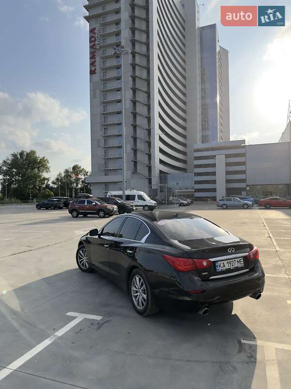 Седан Infiniti Q50 2014 в Києві