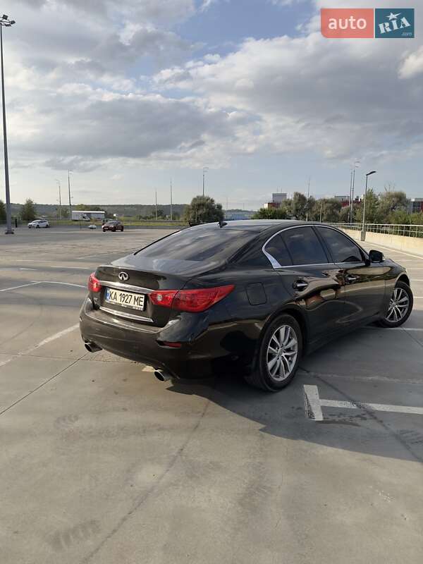 Седан Infiniti Q50 2014 в Києві