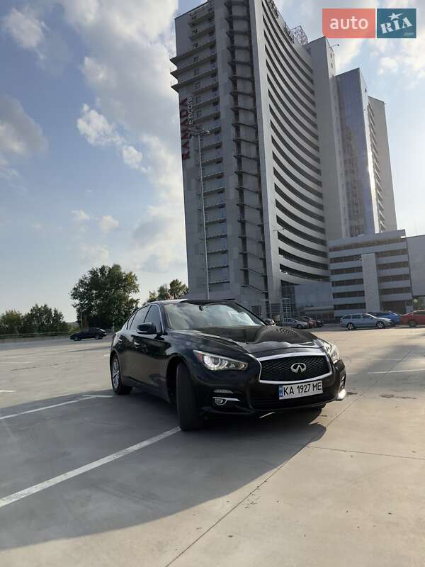 Седан Infiniti Q50 2014 в Києві