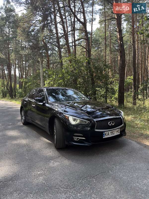 Седан Infiniti Q50 2014 в Києві