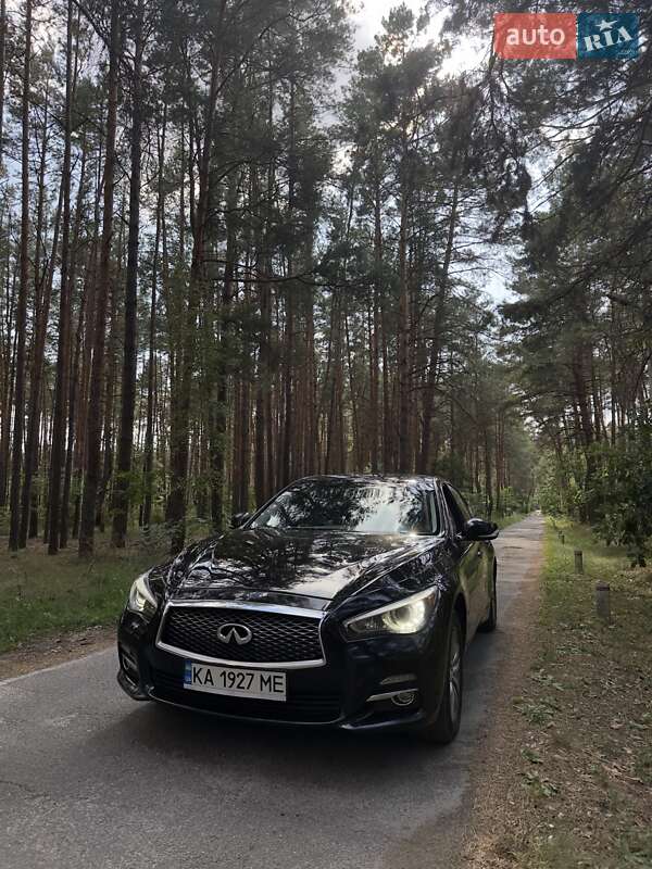 Седан Infiniti Q50 2014 в Києві