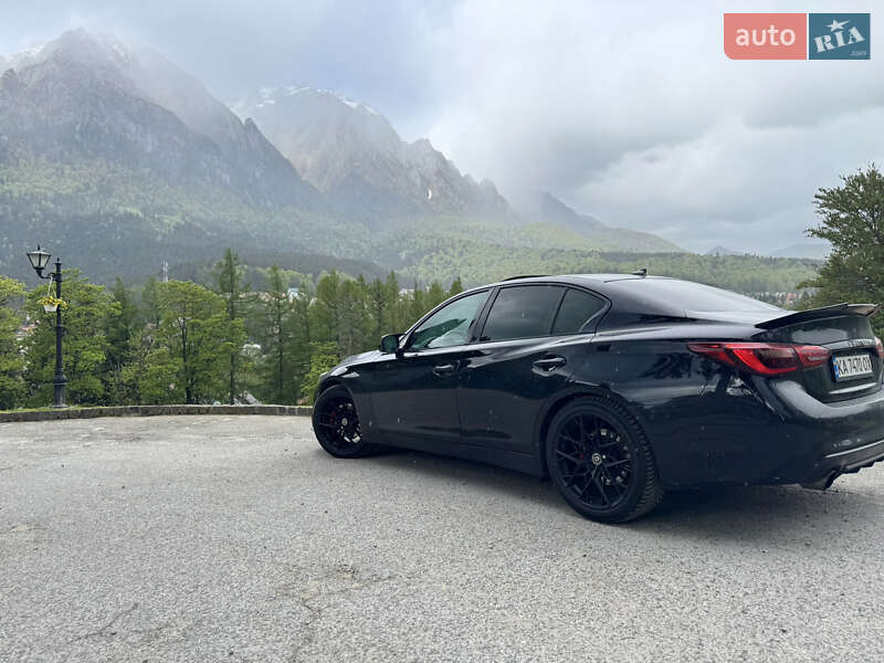 Седан Infiniti Q50 2018 в Киеве