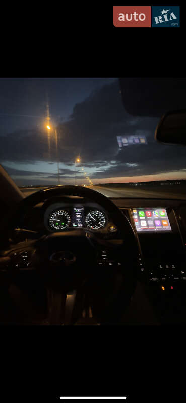 Седан Infiniti Q50 2018 в Киеве