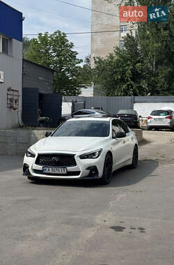 Седан Infiniti Q50 2017 в Кривом Роге