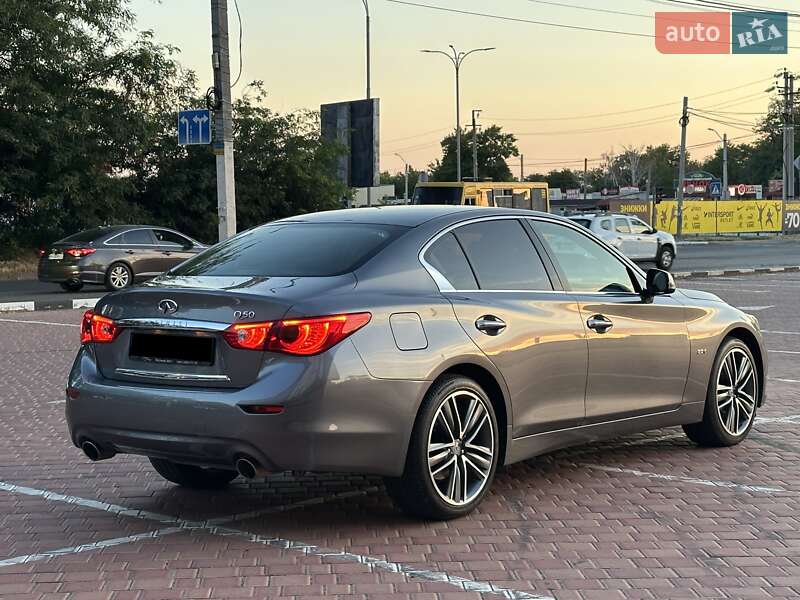 Седан Infiniti Q50 2016 в Одессе