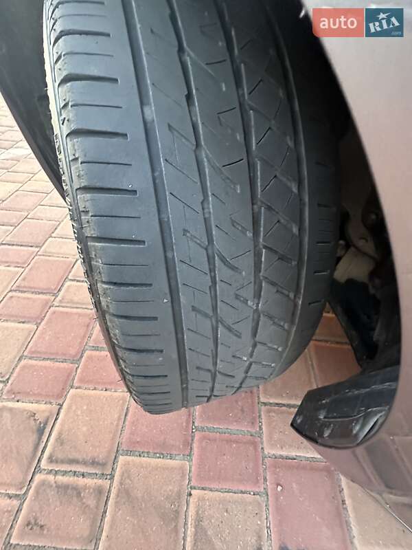 Седан Infiniti Q50 2016 в Одессе