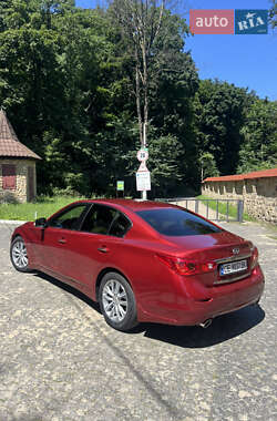 Седан Infiniti Q50 2017 в Черновцах