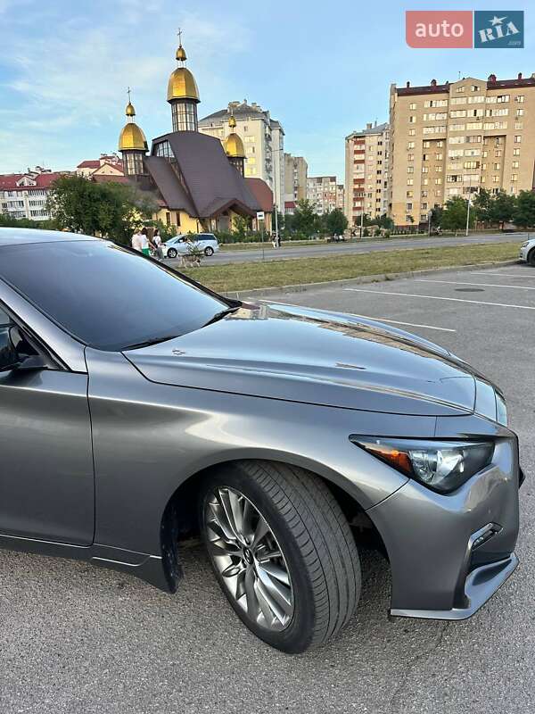 Седан Infiniti Q50 2018 в Ивано-Франковске