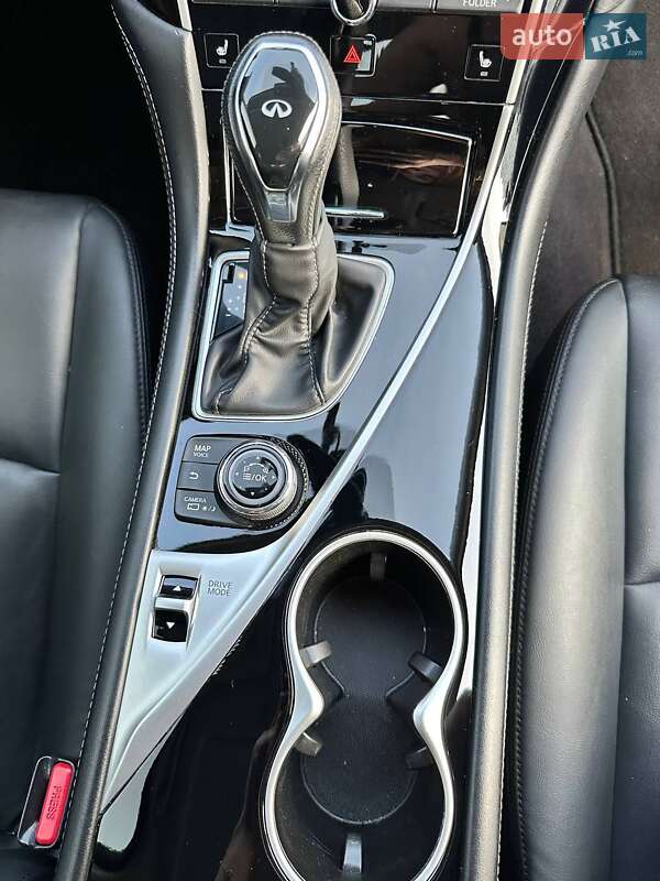 Седан Infiniti Q50 2018 в Ивано-Франковске