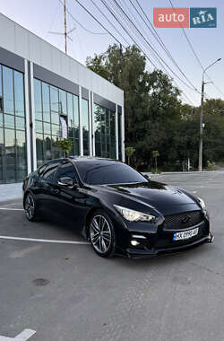 Седан Infiniti Q50 2016 в Виннице