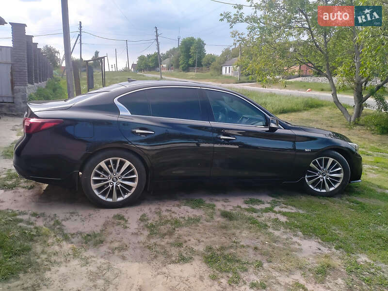 Седан Infiniti Q50 2018 в Полтаві