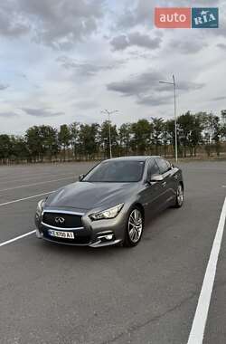 Седан Infiniti Q50 2014 в Днепре