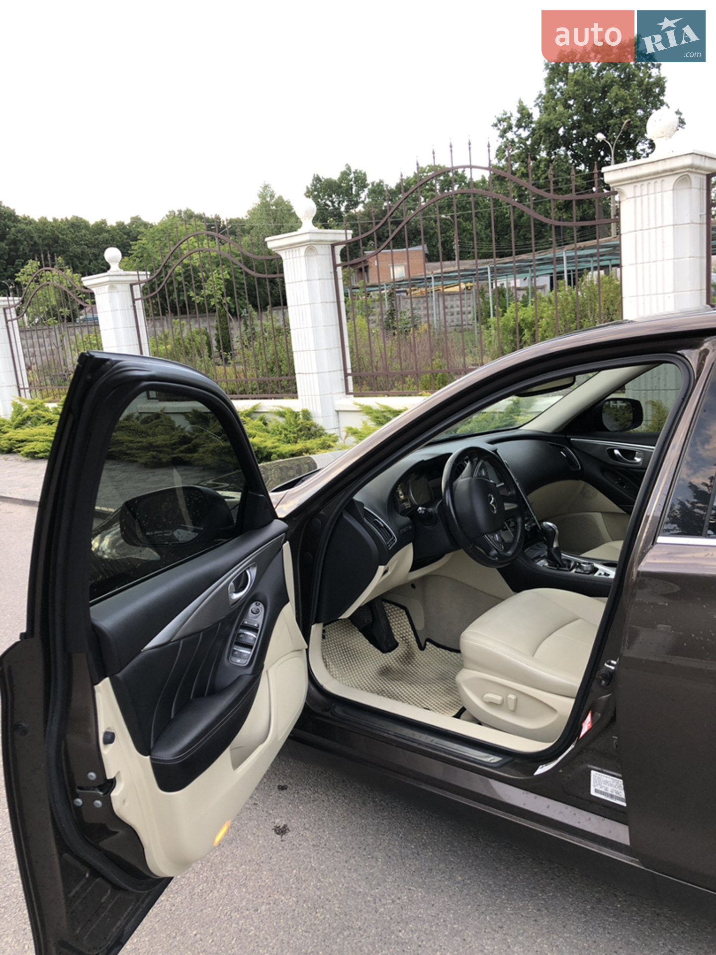 2015 Infiniti Q50 - мініатюра 8