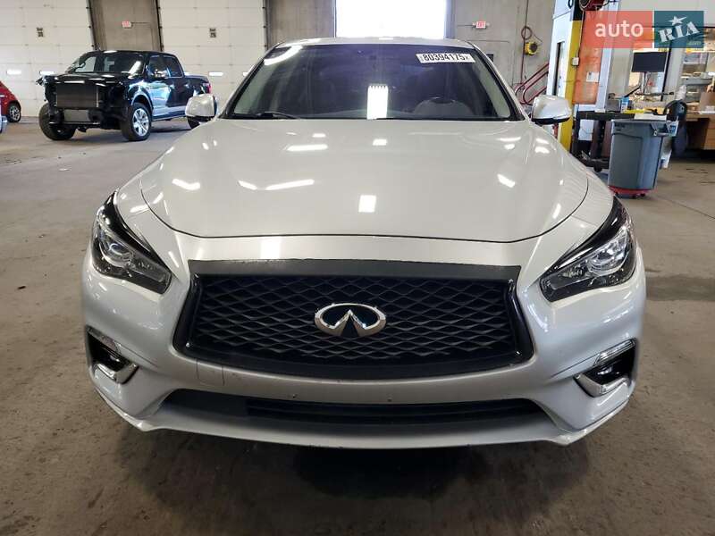 Седан Infiniti Q50 2019 в Николаеве