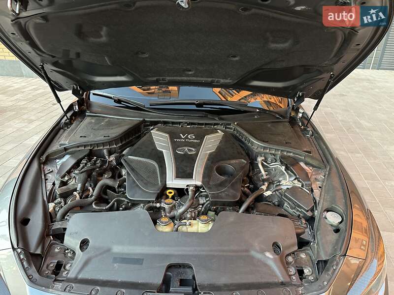 Седан Infiniti Q50 2017 в Дніпрі