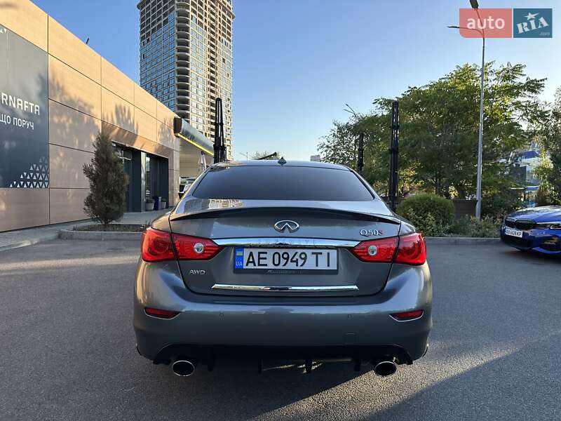 Седан Infiniti Q50 2017 в Дніпрі