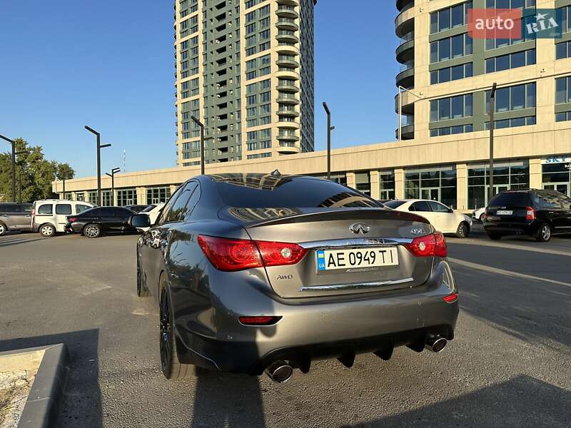 Седан Infiniti Q50 2017 в Дніпрі