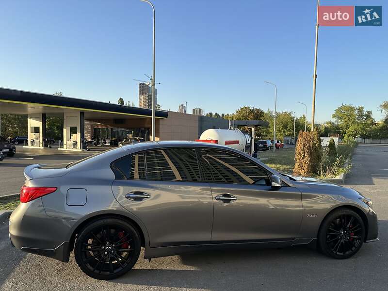 Седан Infiniti Q50 2017 в Дніпрі