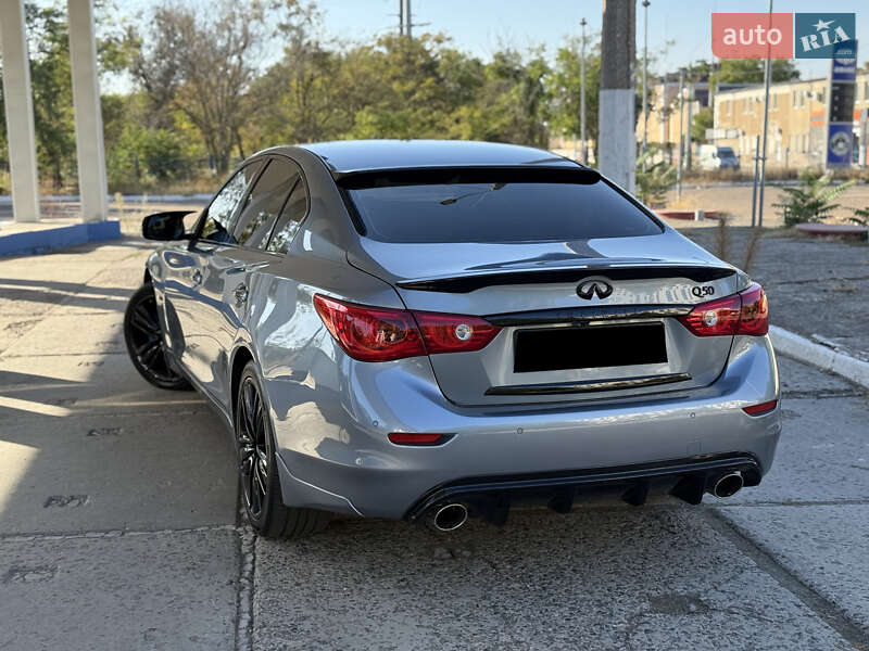 Седан Infiniti Q50 2013 в Одесі