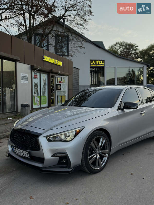 Седан Infiniti Q50 2019 в Львове