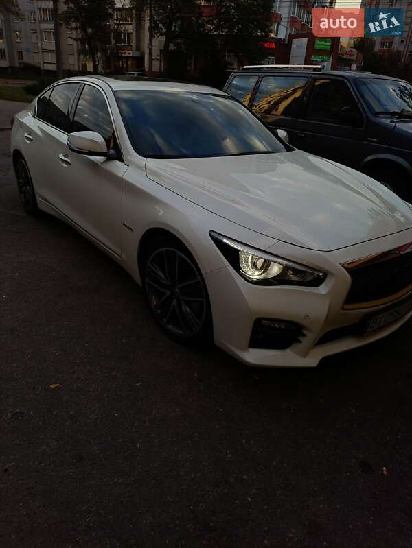 Седан Infiniti Q50 2017 в Києві