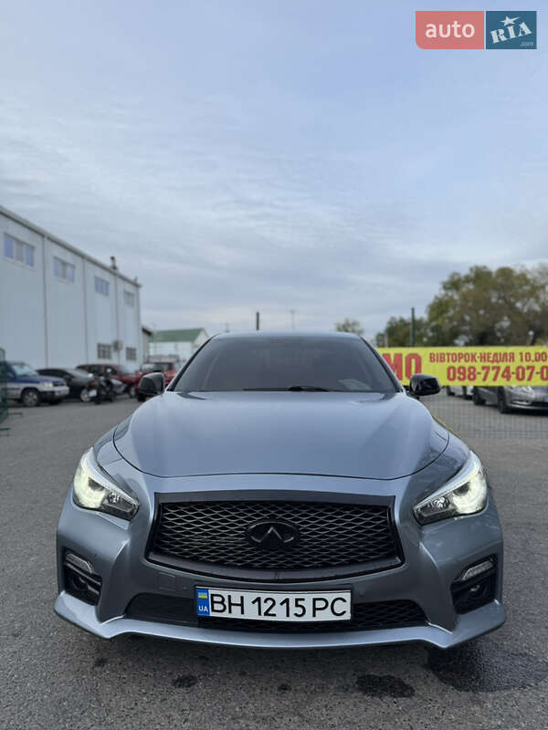 Infiniti Q50 2016