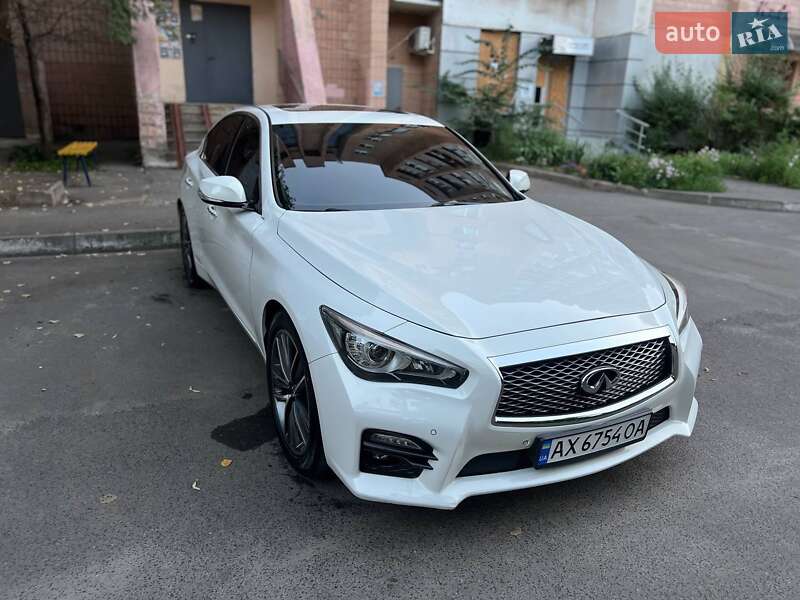 Седан Infiniti Q50 2015 в Харькове фото 7 Седан Infiniti Q50 2015 в Харькове