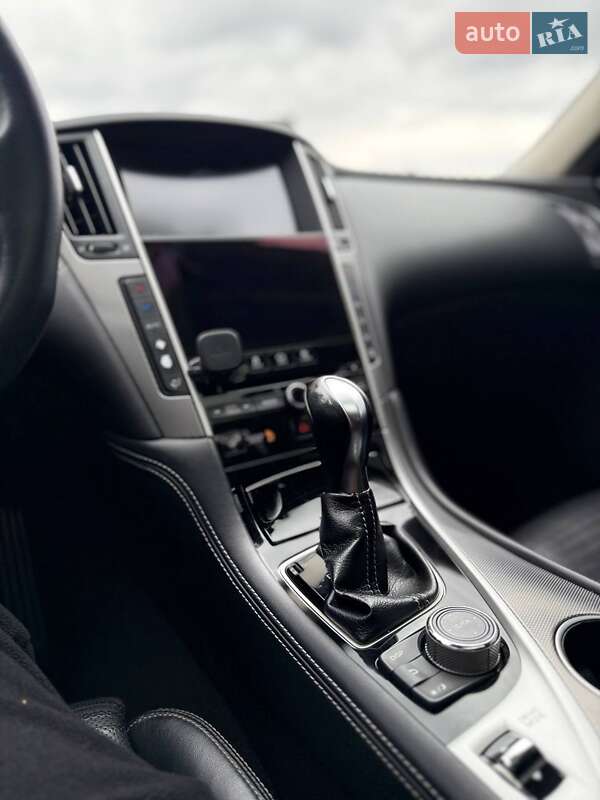 Седан Infiniti Q50 2016 в Одессе фото 14 Седан Infiniti Q50 2016 в Одессе