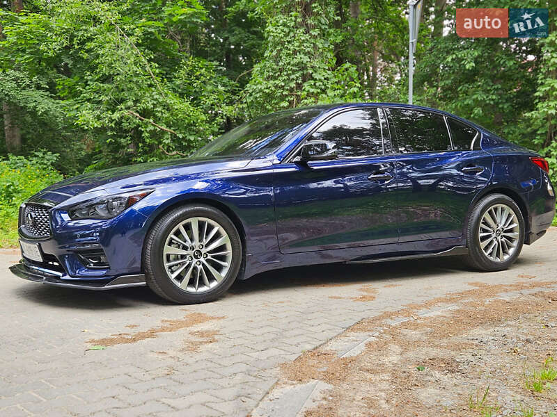 Седан Infiniti Q50 2023 в Львове фото Седан Infiniti Q50 2023 в Львове