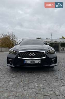 Седан Infiniti Q50 2015 в Полтаве