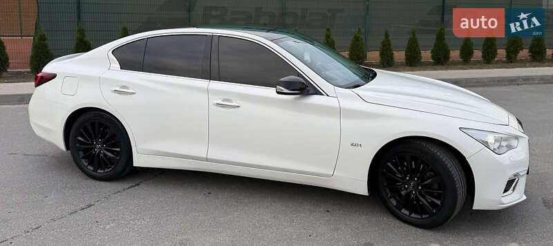 Седан Infiniti Q50 2018 в Киеве