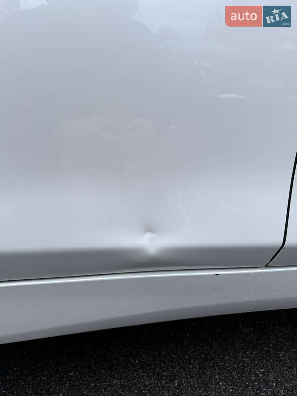 Седан Infiniti Q50 2017 в Києві фото 11 Седан Infiniti Q50 2017 в Києві