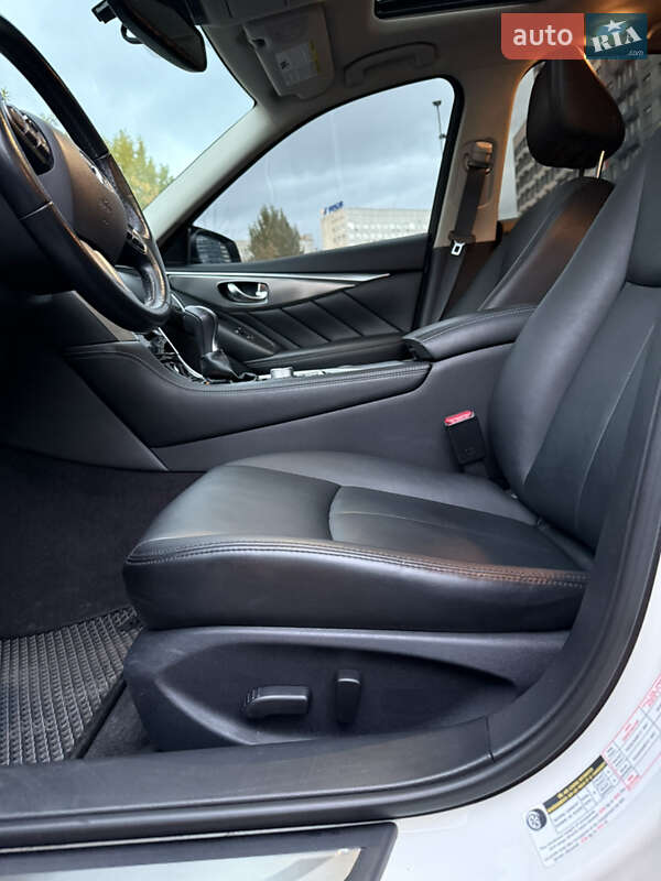 Седан Infiniti Q50 2017 в Києві фото 18 Седан Infiniti Q50 2017 в Києві