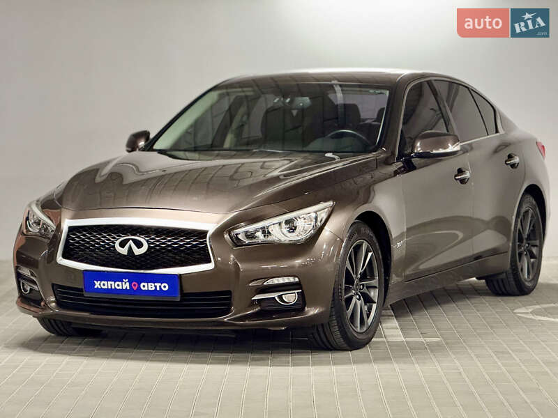 Infiniti Q50 2017