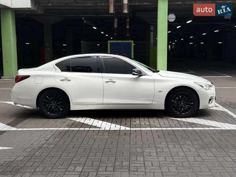 Седан Infiniti Q50 2018 в Киеве фото 5 Седан Infiniti Q50 2018 в Киеве
