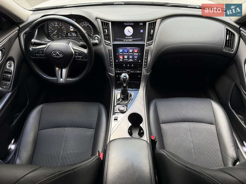 Седан Infiniti Q50 2018 в Киеве фото 13 Седан Infiniti Q50 2018 в Киеве