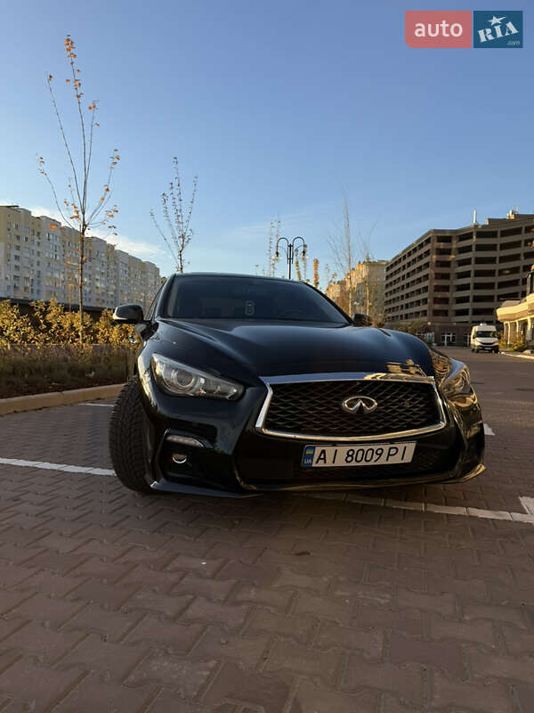 Седан Infiniti Q50 2019 в Киеве